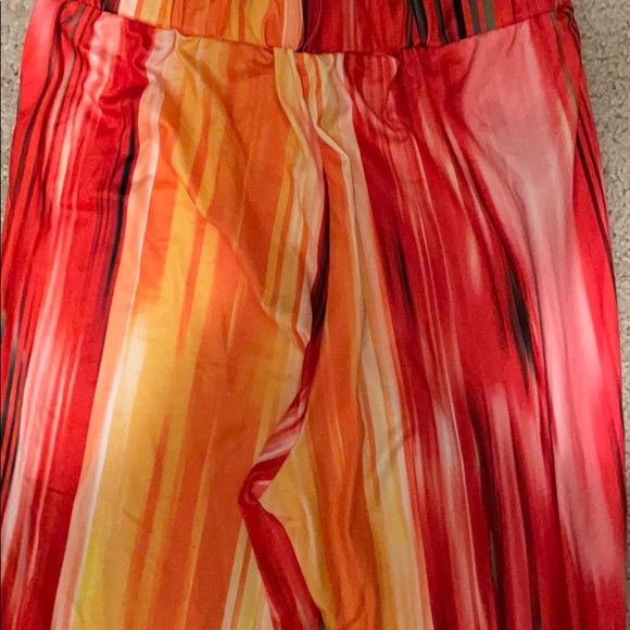 Orange flare pants - Picture 3 of 3